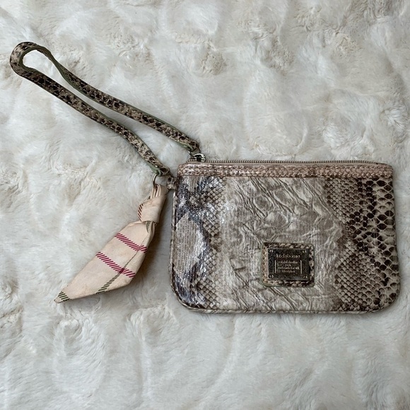Liz Claiborne | Snake Print ZIP Wallet Coin Purse - Picture 1 of 8
